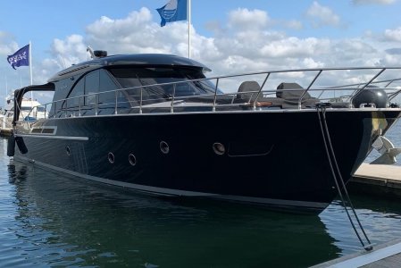 ArcoaYacht 62