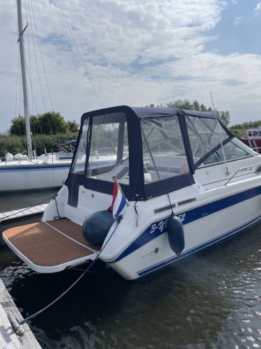 Sea Ray 270DA