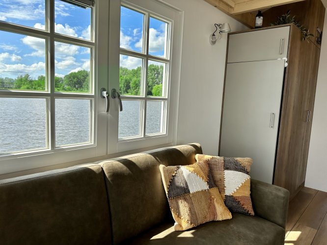 HOMESHIP VaarChalet 1250D Luxe Houseboat foto: 39