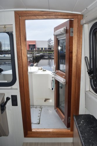 Houseboat Hybride /Electrisch Varend 9.50 foto: 9