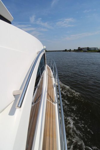 Galeon 390 HT foto: 17