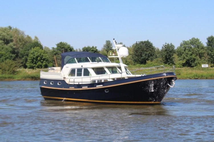 Linssen Grand Sturdy 470 AC MkII Stabilizers foto: 5