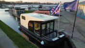 HOMESHIP VaarLoft Volledig Elektrische Houseboat foto: 51