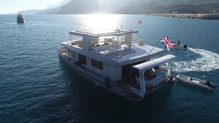 Maison Marine 66 Houseboat- Catamaran