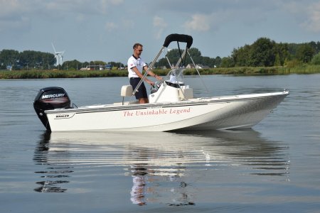 Boston Whaler170 Montauk