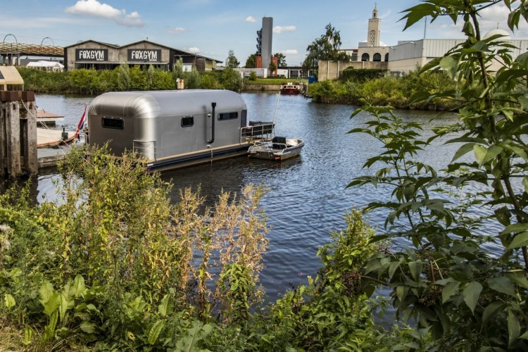 The Coon 1000 Houseboat foto: 23