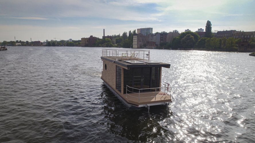 Aqua-House Harmonia 340 Houseboat foto: 9