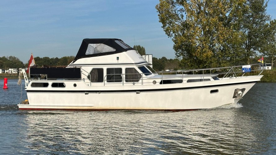 Valkkruiser 11.00 Flybridge