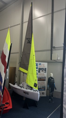 World Wide Sailing  Topper Taz  hoofdfoto: 1