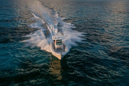 Boston Whaler250 Outrage