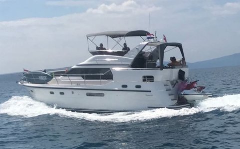 Neptunus108 Flybridge