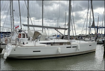 JeanneauSun Odyssey 439