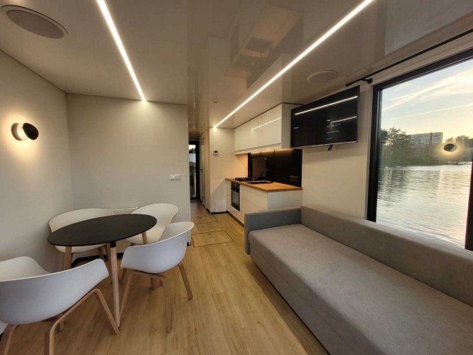 Aqua-House Harmonia 340 Houseboat foto: 23