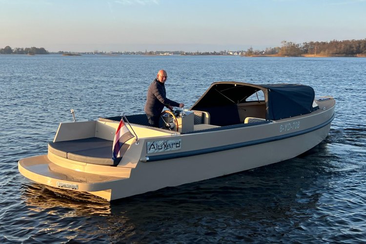 VanVossen 850 Tender foto: 7