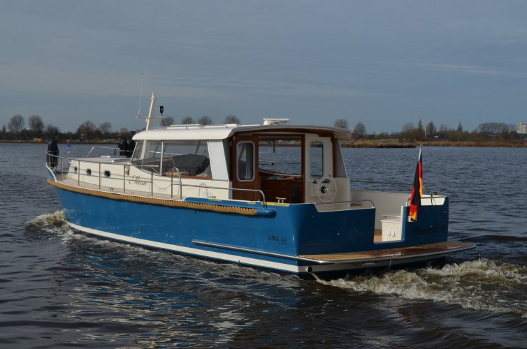 Brandsma Luna 44