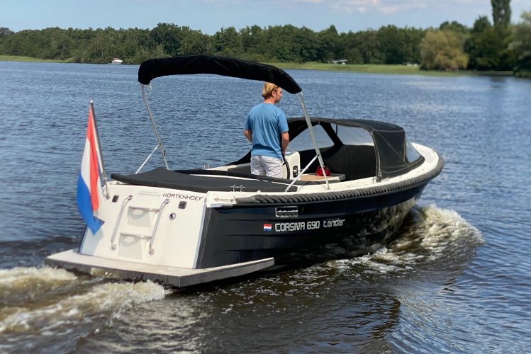 Corsiva 690 Tender