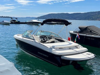 Monterey180 FS Bowrider