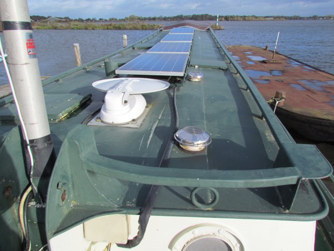 Motorplatbodem Varend Woonschip foto: 6