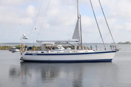 Hallberg Rassy48