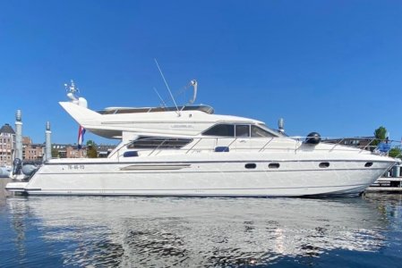 Princess Yachts60