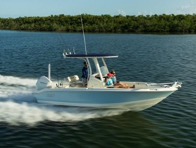 Boston Whaler220 Dauntless