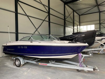 Monterey180 FS Bowrider