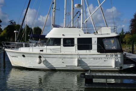 BeneteauSwift Trawler 34 Fly