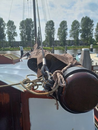 Klipperaak met vaste ligplaats Almere Woonboot foto: 45