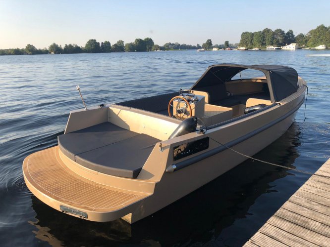 VanVossen 850 Tender foto: 13