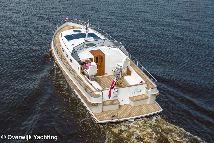 Langenberg Cabin Cruiser 40 foto: 6