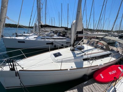 JeanneauSun Odyssey 389