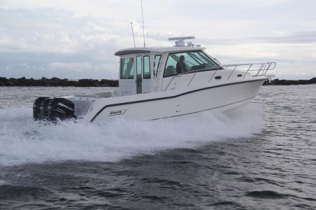 Boston Whaler345 Conquest Pilothouse