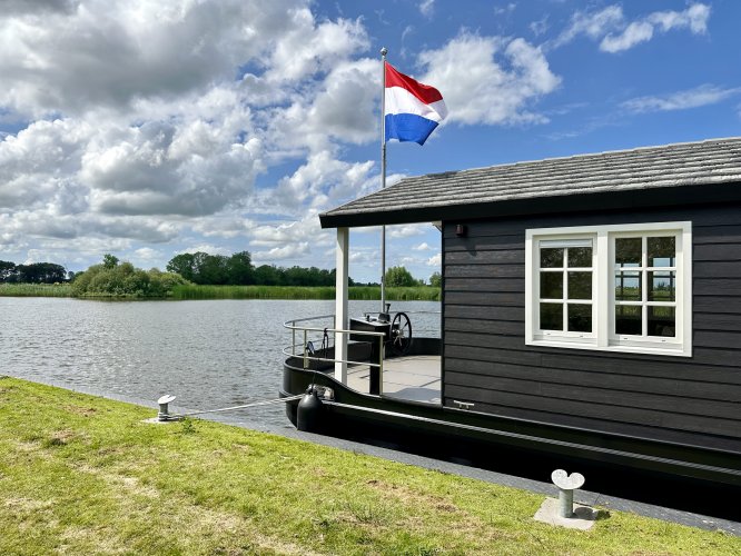 HOMESHIP VaarChalet 1250D Luxe Houseboat foto: 26