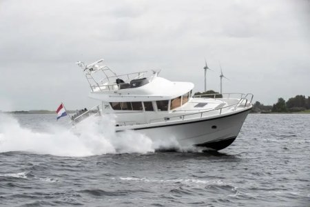 Sargo36 Fly