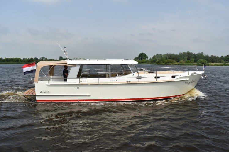 Brandsma Luna 40