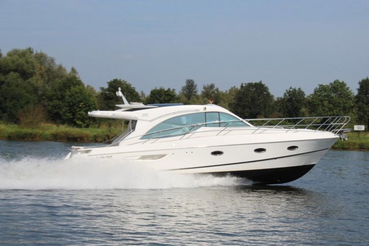 Galeon 390 HT hoofdfoto: 1