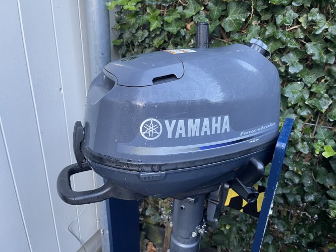 Yamaha 4pk Buitenboordmotor 4takt hoofdfoto: 1