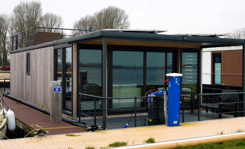 Castalia Evt. Met Koopligplaats 1460 X 500 Special Houseboat hoofdfoto: 1