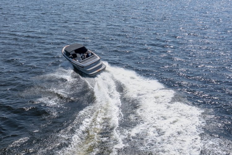 Oudhuijzer 740 TENDER met afsluitbare Cabine voor bv. toilet