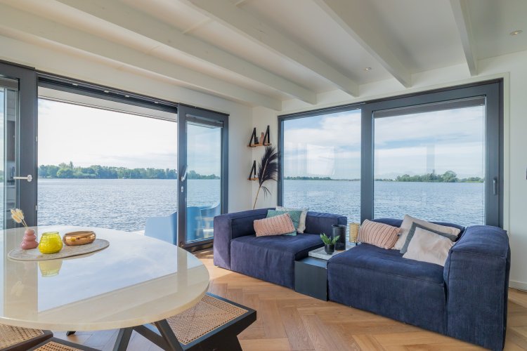 Surla Houseboat 15 Volledig Elektrisch Met Charter