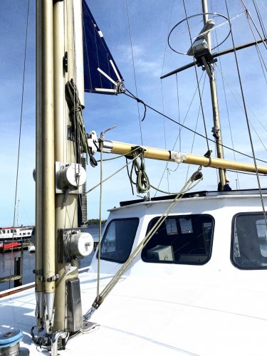 Porsius Motorsailer Varend Woonschip foto: 9