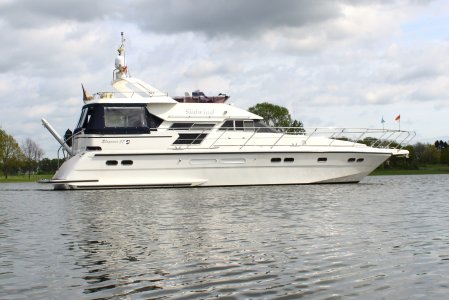 Elegance57 Fly