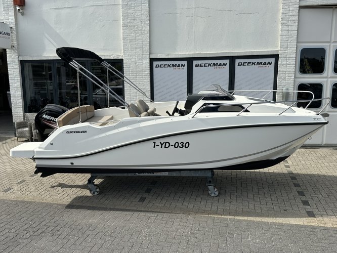 Quicksilver 555 Cabin inclusief Mercury F100 ELPT EFI