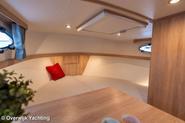 Langenberg Cabin Cruiser 30 foto: 19