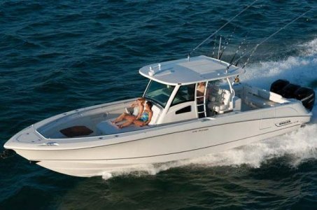 Boston Whaler380 Outrage