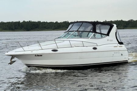 Cruisers Yachts 3075 Express