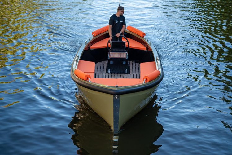 Stormer Lifeboat 75