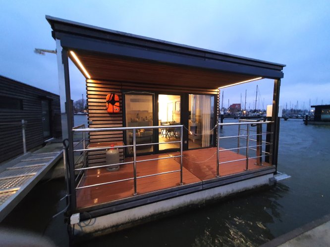 HT4 Houseboat Mermaid 2 With Charter foto: 43