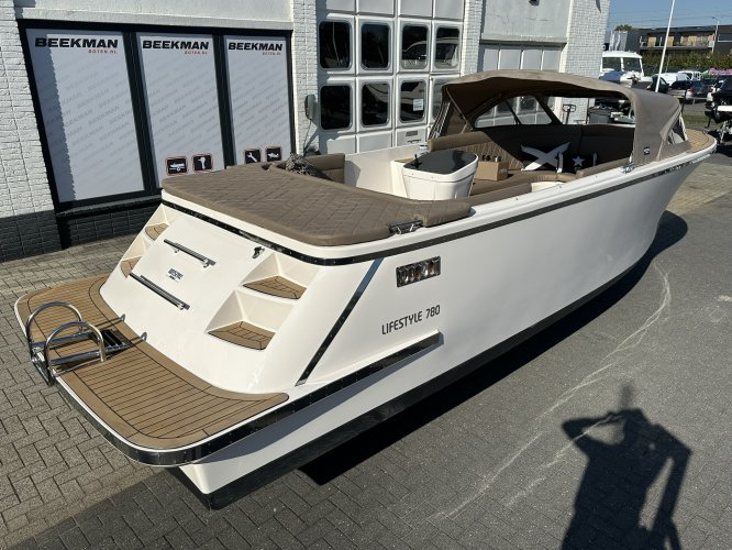 Lifestyle 780 Tender inclusief Suzuki DF100 BTL