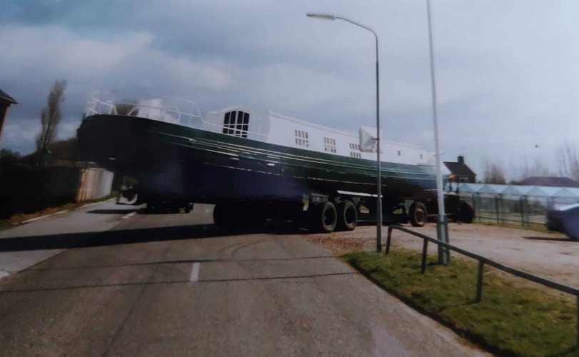 Motorplatbodem Varend Woonschip foto: 51